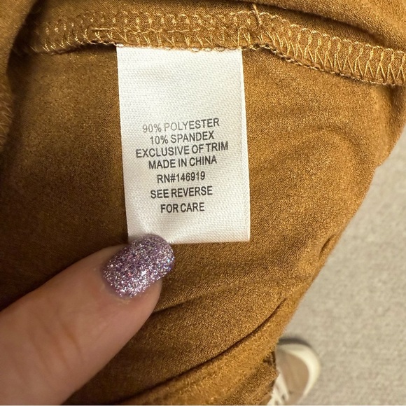 Cloud chaser size small Tan faux suede fringe cardigan open front - Picture 5 of 7